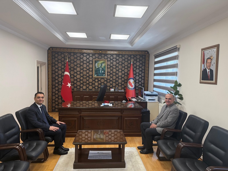 Emekli İl Jandarma Komutanı Albay Muzaffer SANDAL Kaymakamlığımızı Ziyaret Etti.