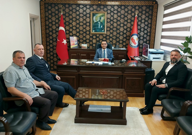 MHP İl Başkan Yardımcısı Muhammet VAROL, MHP İlçe Başkanı İbrahim SERT Sayın Kaymakamımızı Makamında Ziyaret Etti 